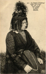 Le Chapeau a l'ombrage - Coiffure riche et originale dont se...