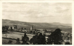 Vercezac (Haute-Loire) Vue Panoramique et le Chateau