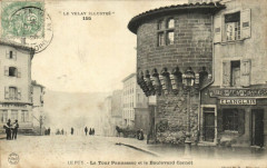 Le Puy - La tour Pannessec et la Boulevard Carnot -
													43 Haute Loire
												