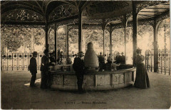 Vichy Source Mesdames à Vichy