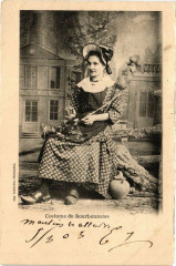 Costume de Bourbonnaise -
													03 Allier
												