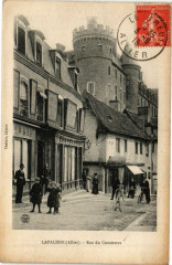 Lapalisse - Rue du Commerce à Lapalisse