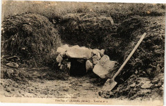 Fouilles de Glozel - Tombe -
													03 Allier
												