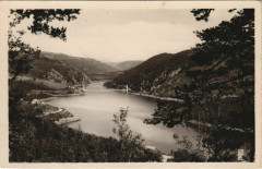 Lac de Sarrans Le Pont de Treboul France