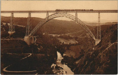 Garabit Viaduc et Vallee de la Truyere France