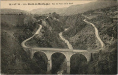 Riom es Montagne vue du pont de la Mort France -
													15 Cantal
												