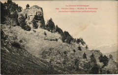 Vic sur Cere Rocher de Maisonne France