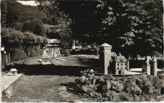 Vic sur Cere Golf Miniature France