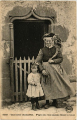 Une Scene Champetre - Paysanne Cantaloune filant la laine
