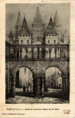 Cluny Entrée de l'Ancienne Abbaye à Cluny