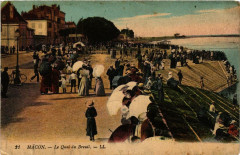 Macon Le Quai du Breuil à Mâcon