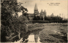 Paray-le-Monial Vue de la Basilique à Paray-le-Monial