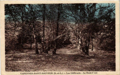 Varennes St.Sauveur Le Rond-Point France