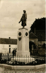 Verdun-s/le Dudie (S.-&-L.) - Le Monument -
													71 Saône et Loire
												