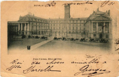 Dijon - Place d'Armes - Hotel-de-Ville à Dijon