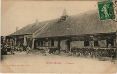 Saint-Fargeau - l ' hospice à Saint-Fargeau