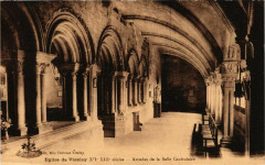 Vezelay - Eglise de Vezelay - Arcades France à Vézelay