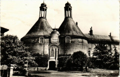 Saint-Fargeau - L'Entrée du Chateau à Saint-Fargeau