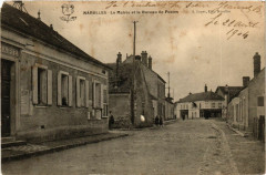 Marolles - La Mairie et le Bureau de Postes