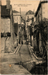 Saint-Florentin - Rue Montente à Saint-Florentin