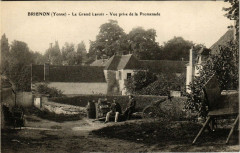 Brienon - Le Grand Lavoir - Vue prise de la Promenade -
													89 Yonne
												