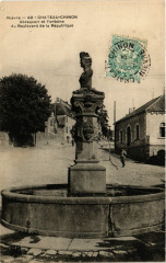 Chateau-Chinon Abreuvoir et Fontaine du Boulevard de la Republque