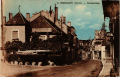 Corbigny-Grande Rue à Corbigny