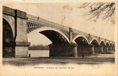 Nevers - Viaduc du Chemin de fer à Nevers