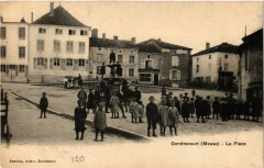 Gondrecourt - La Place