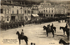 Militaire Saint-Mihiel - Place des Halles à Saint-Mihiel