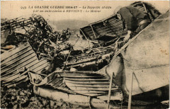 La Grande Guerre 1914-17 - Le Zeppelin abattu par un auto canon a R