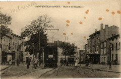 Saint Nicolas du Port-Place de la République