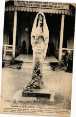 Ossuaire de Douaumont-Statue de la Résignation