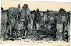 Verdun-Les Ruines et le Collége à Verdun