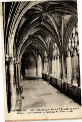 Verdun-La Cathédrale-Fenestrage du Cloitre à Verdun