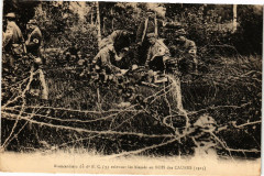 Brancardiers du 6*B.C/72 relevant les blessés au Bois des Caures -
													55 Meuse
												