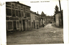 Naives-devant-Bar- Rue du Port-Aubert