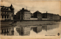 Epinal La Caisse d'Epargne et le College. à Épinal
