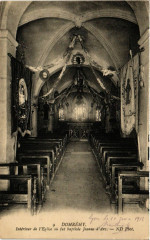 Domremy - Intérieur de l'Eglise ou fut baptisée Jeanne d'Arc