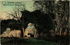 Fontaine L'Eveque Porte d'entrée de l'Ancien Eveche