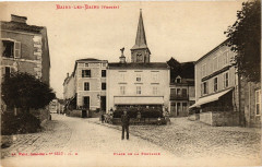 Bains-les-Bains - Place de la Fontaine