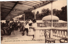Martigny-les-Bains - La Terrasse du Café Glacier et les Sources à Martigny-les-Bains