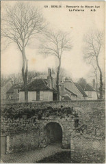 Senlis - Remparts du Moyen Age La Poterne à Senlis