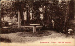 Ermenonville Le Parc-Table des Amoureux France à Ermenonville