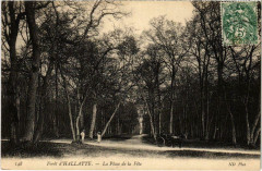 Foret d'Hallatte - La Place de la Fete