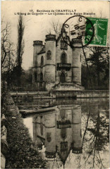 Chantilly - Env. De Chantilly - Le Chateau de la Reine Blanche à Chantilly