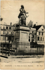 Beauvais - La Statue de Jeanne Hachette à Beauvais