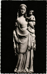 Notre Dame de la Victoire-Statue France
