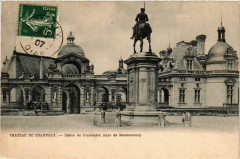 Chantilly- Statue du Connetable Anne de Montmorency France à Chantilly