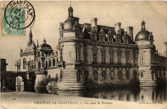 Chantilly- Chateau, vue prise du Parterre France à Chantilly